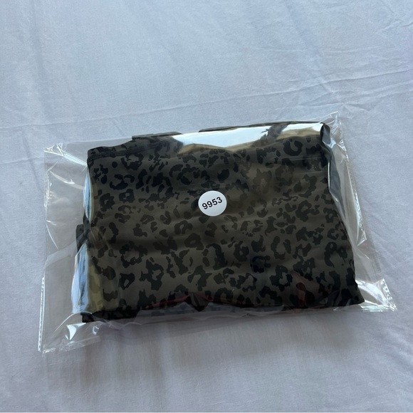 Athleta Elation Ultra High Rise Tight Legging Leopard Print Grey Black 9953 - Picture 11 of 11